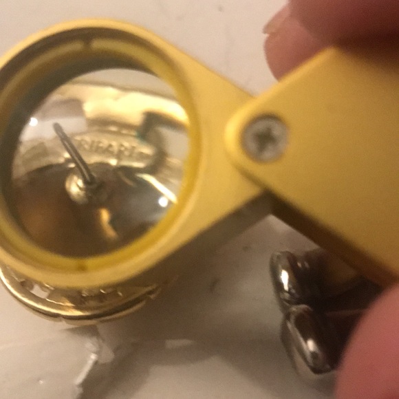 Trifari earrings gold tone button style pierced vintage - Picture 6 of 6